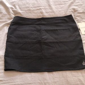 NWT* Volcom mini skirt